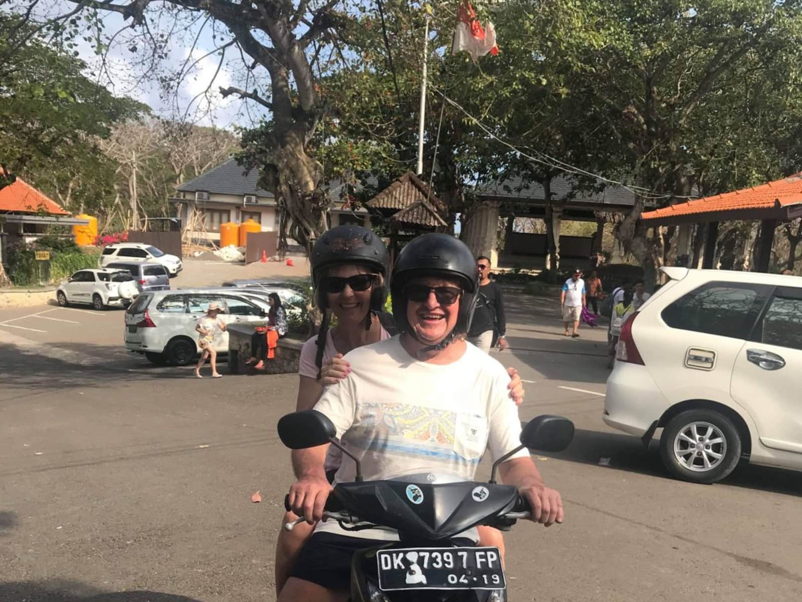 Debra & Laurie from Leeton, New South Wales, Australia