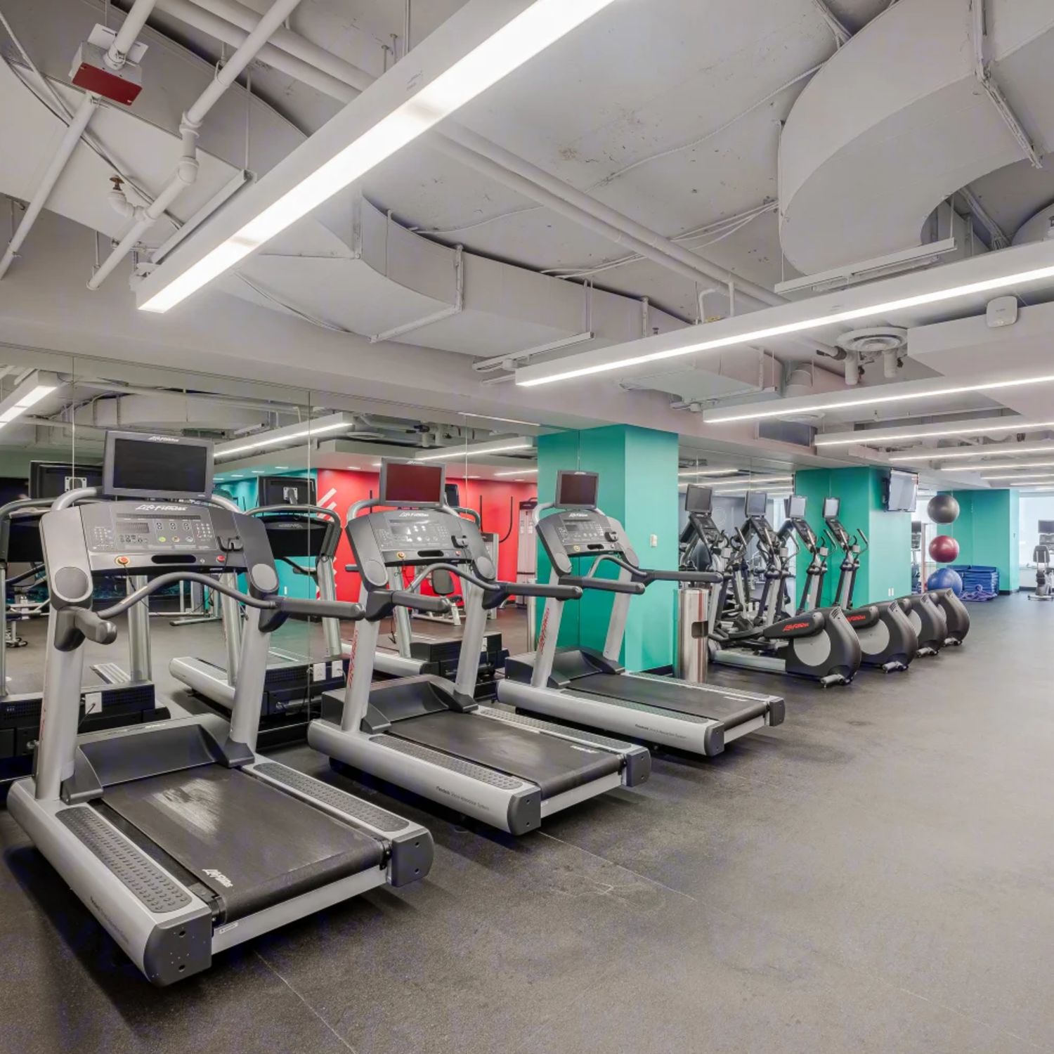 <p class="text-size-header-32" textalign="center" style="text-align: center"><strong>COMMIT</strong> TO BE FIT</p> at Presidential Tower - 2550 South Clark Street