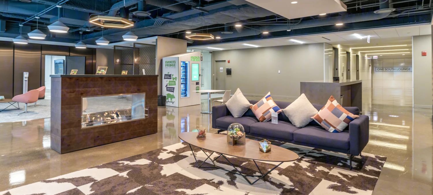 Title at One South Dearborn - 1 South Dearborn Street