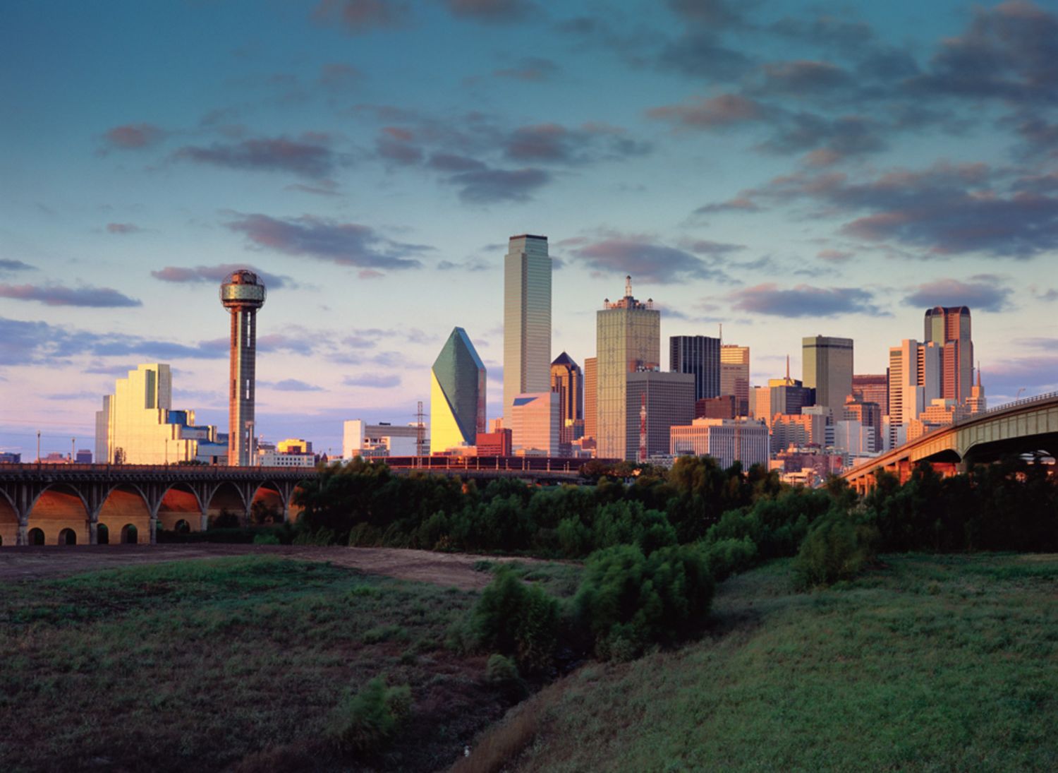 Title at Mockingbird Station - 5307 East Mockingbird Lane