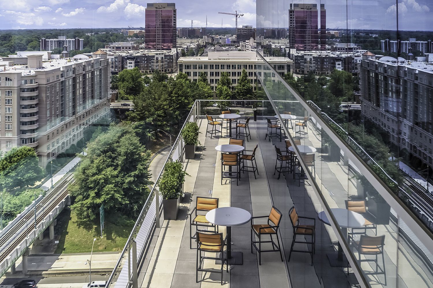 <p class="text-size-header-32"><span class="text-size-header-32"><strong>One-of-a-kind workplace</strong></span></p> at Regions 615 - 615 South College Street