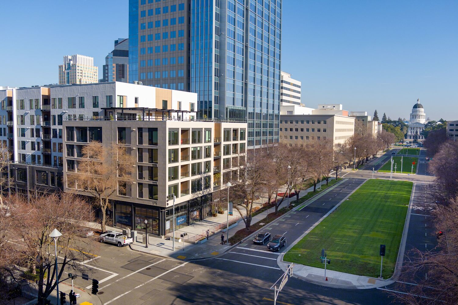 <h1>Building Features</h1> at U.S. Bank Tower - 621 Capitol Mall