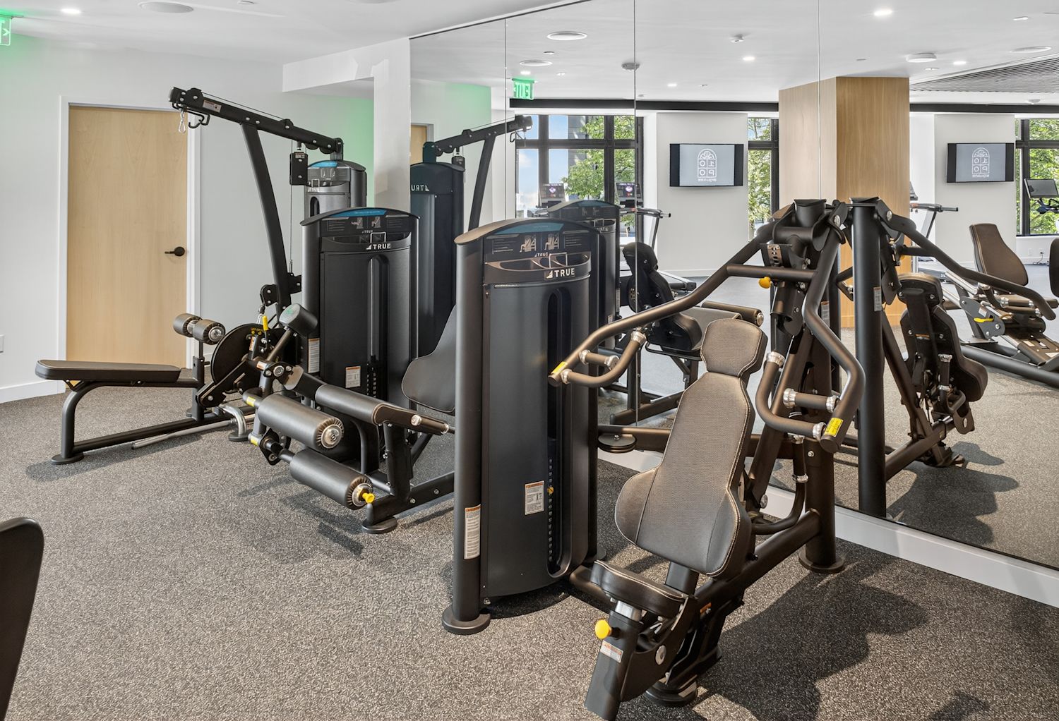 <p class="text-size-header-32">Strength &amp; Cardio Machines, Free Weights, and Recovery Room</p> at 10 Post Office Square