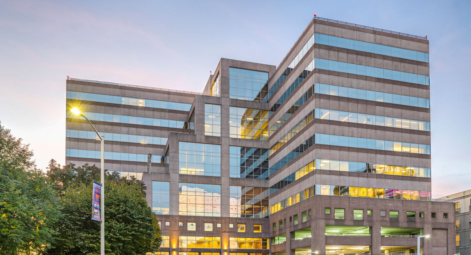 Stamford Towers - 680 Washington Boulevard