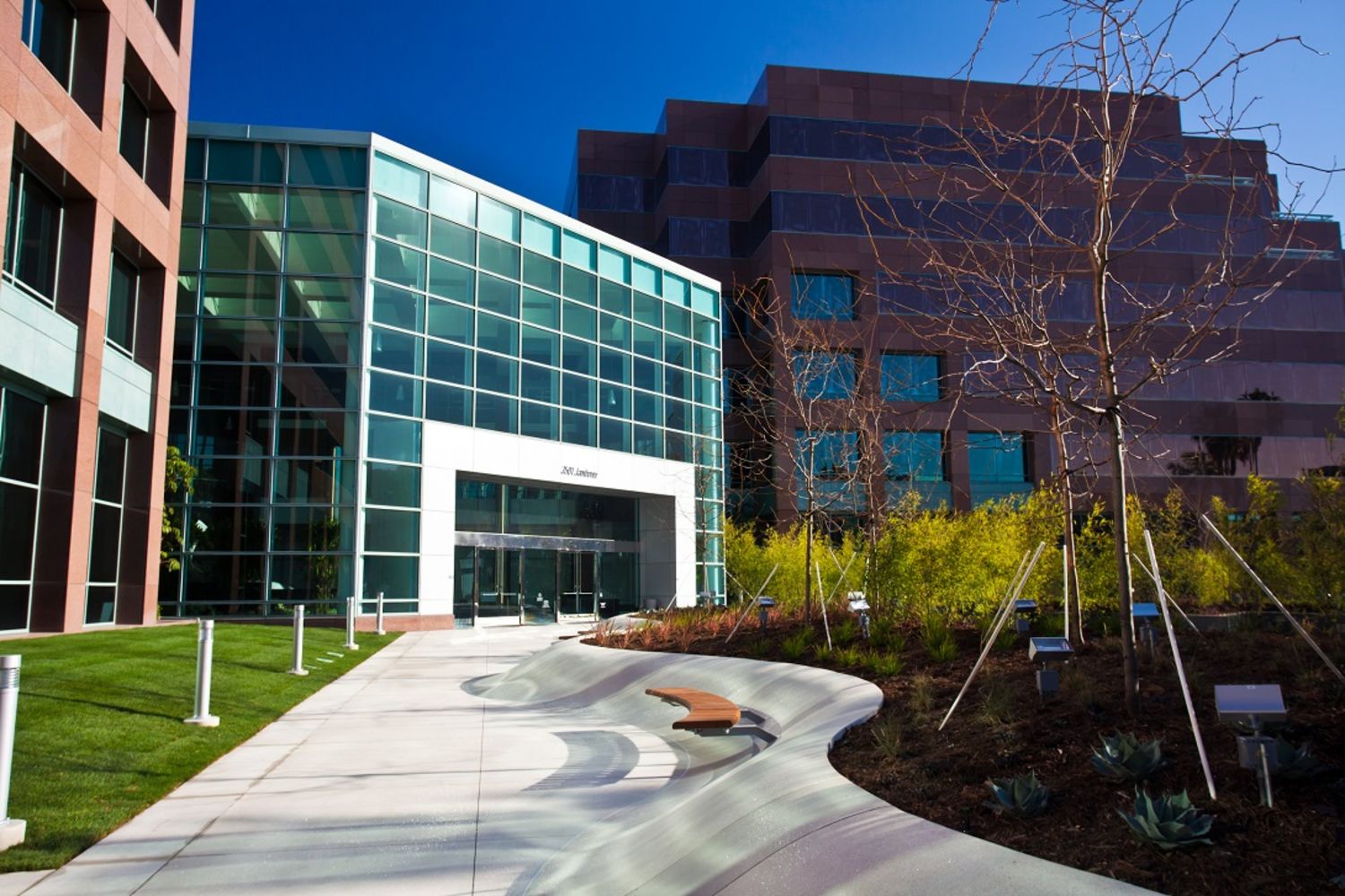 <p class="text-size-header-32" textalign="center" style="text-align: center"><strong>BAYVIEW CORPORATE CENTER</strong></p> at Bayview - 3501 Jamboree Road