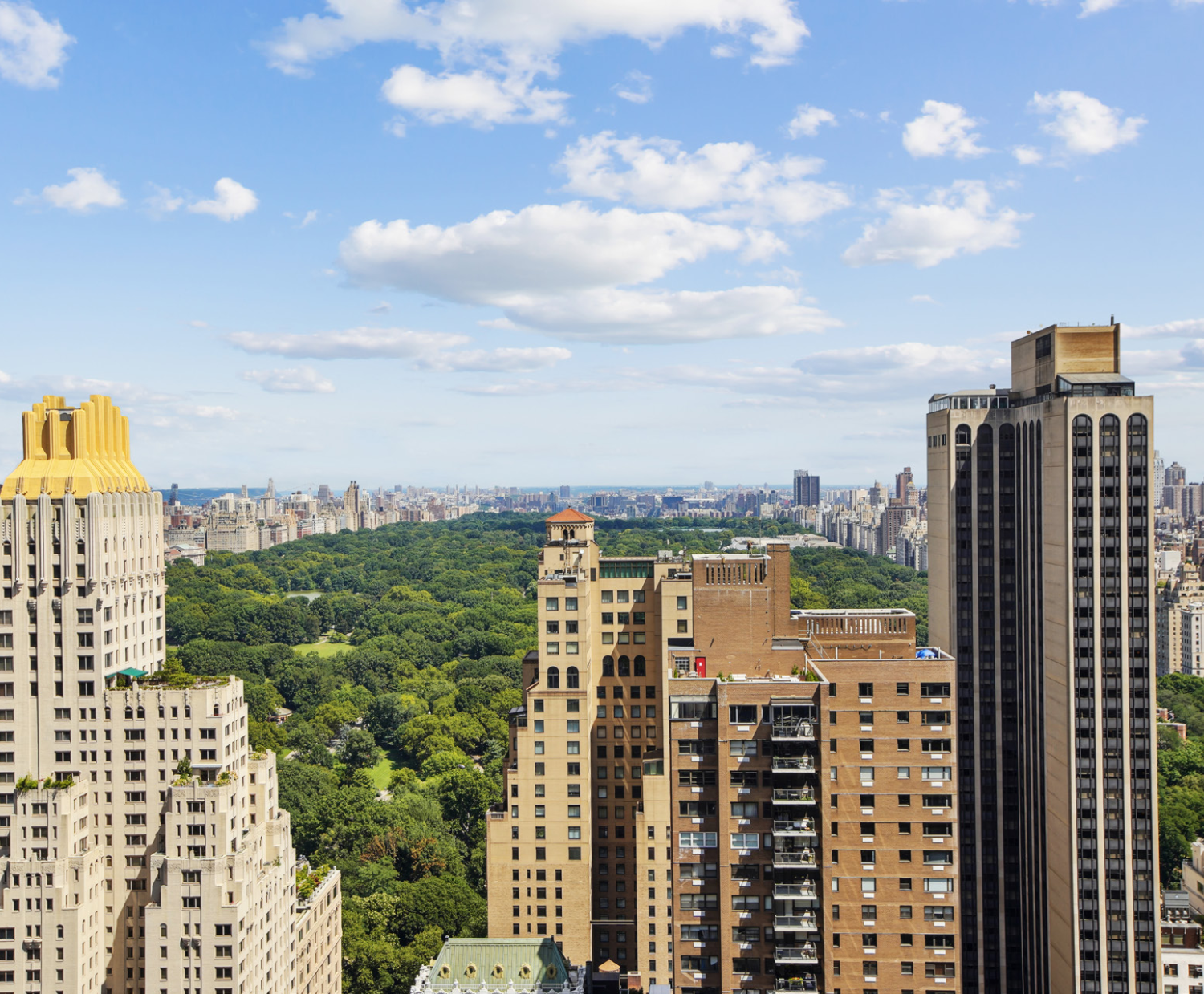 <p class="text-size-header-40" textalign="left"><span class="text-size-header-40">Central Park at your door</span></p> at 1370 Avenue of the Americas