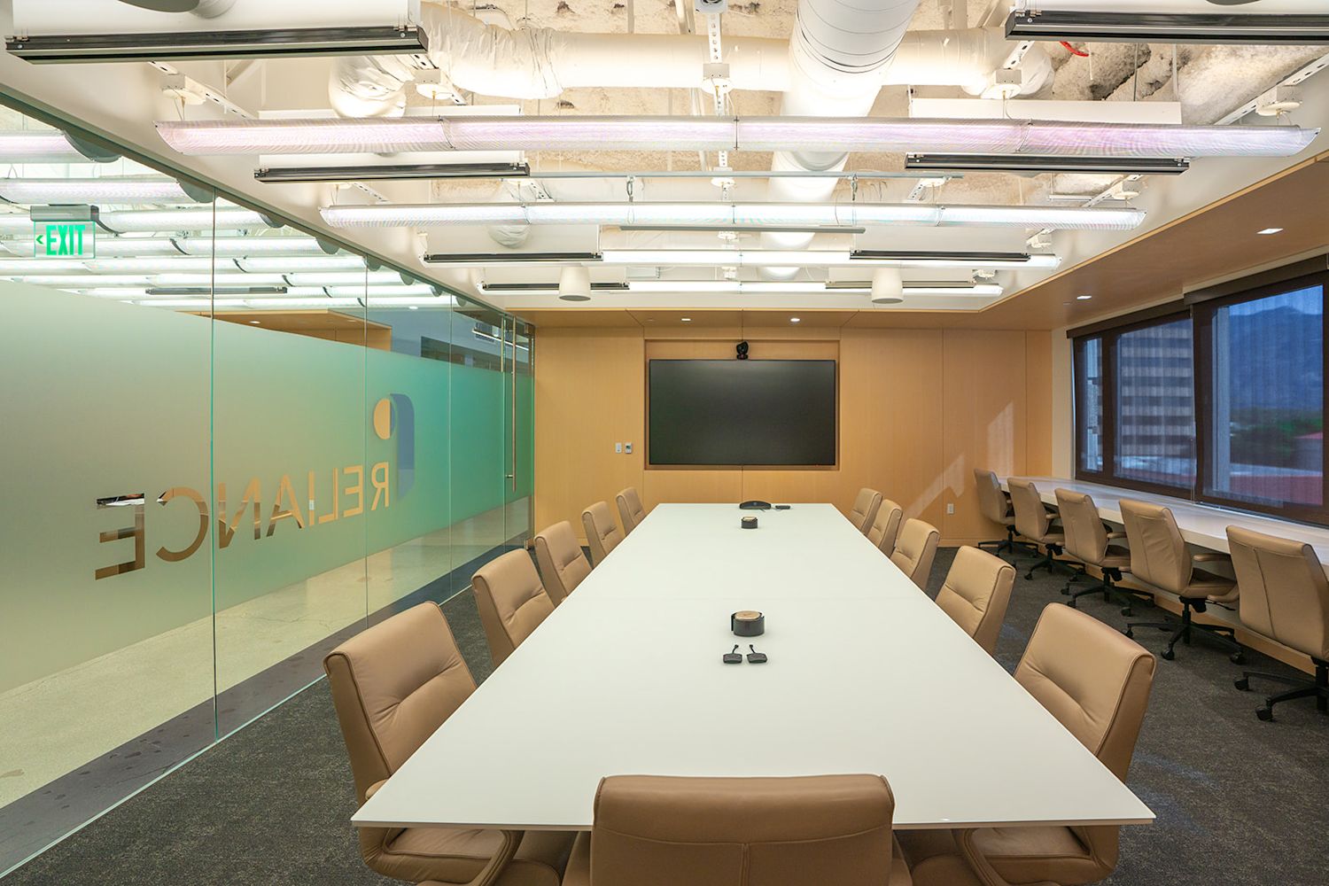 <p class="text-size-subheader-24"><span class="text-size-subheader-24"><strong>CONFERENCE CENTER</strong></span></p> at Pasadena Towers - 55 South Lake Avenue