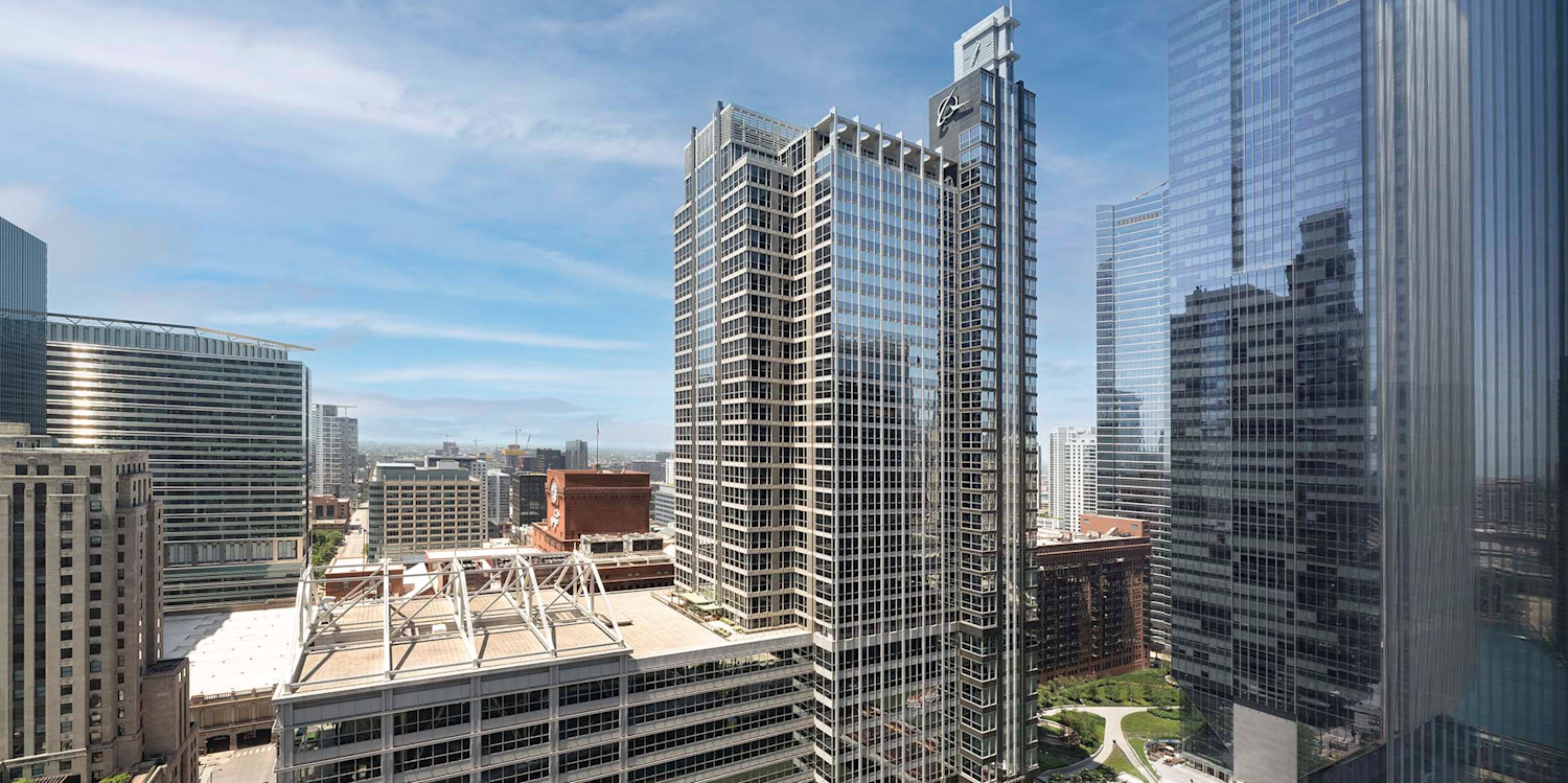 100 North Riverside Plaza