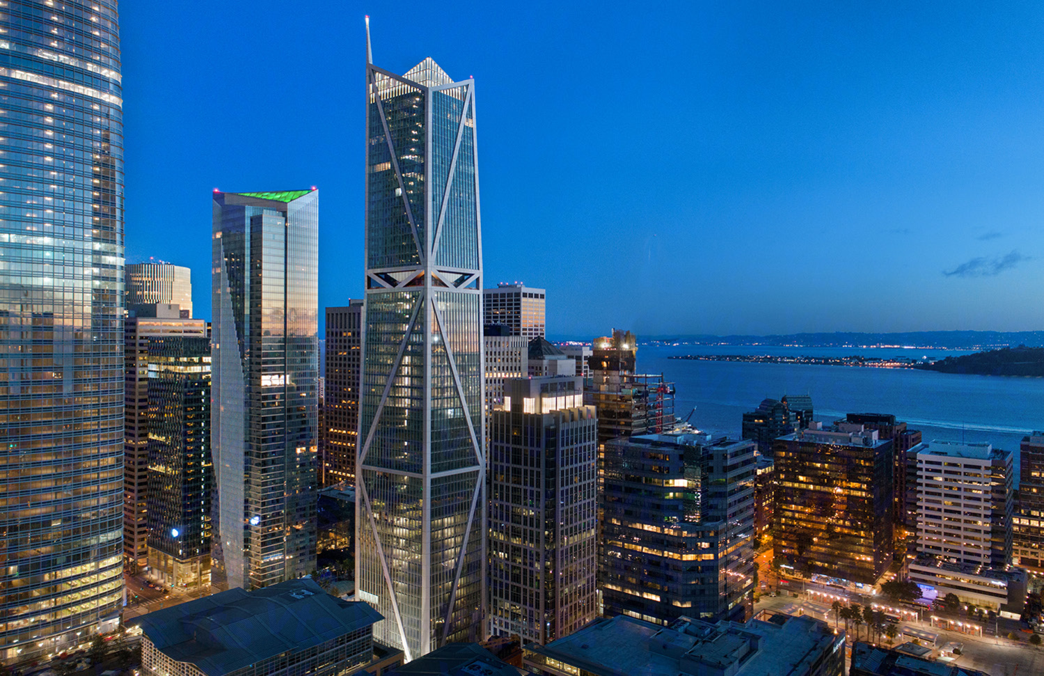 Building Photo of 300 Howard Street