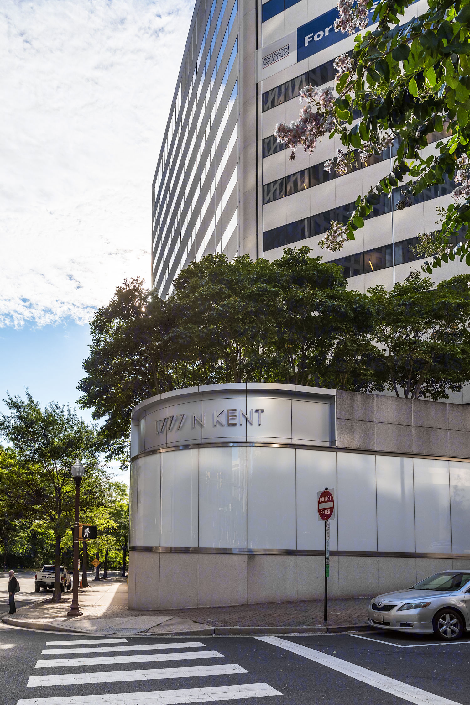 Rosslyn Plaza Building North - 1777 North Kent Street, Arlington ...