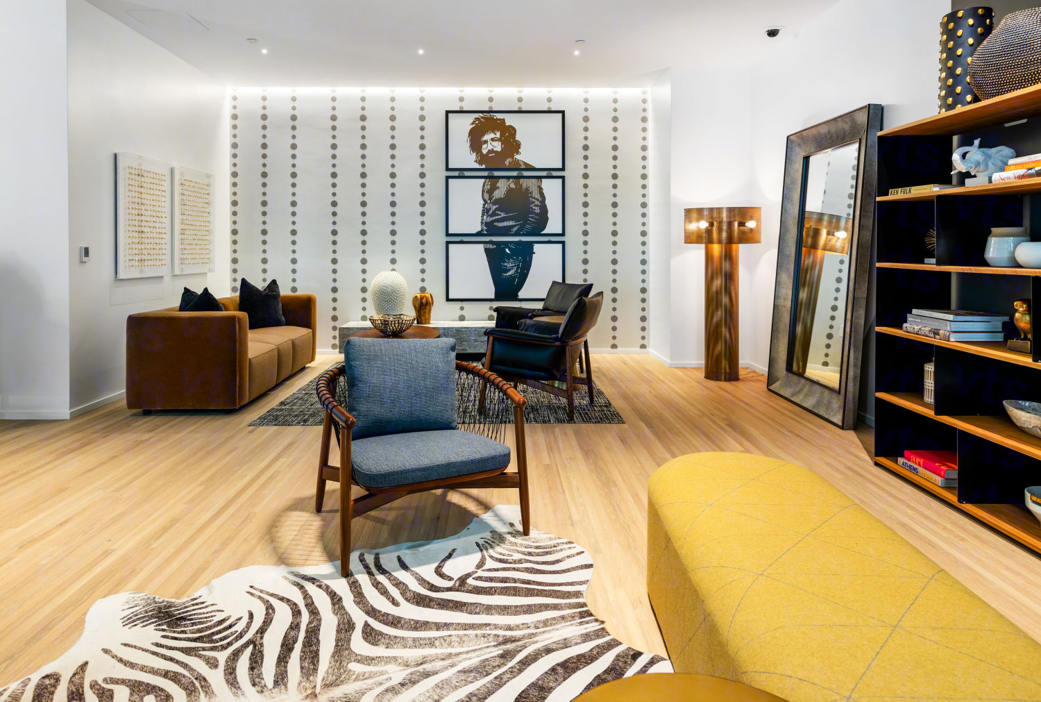 Building Photo of 300 Howard Street