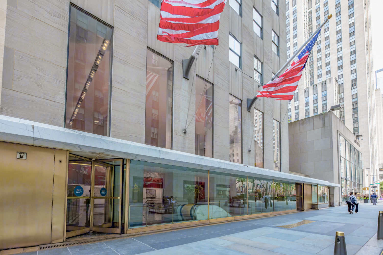 10 Rockefeller Plaza, New York, NY Commercial Space for Rent | VTS