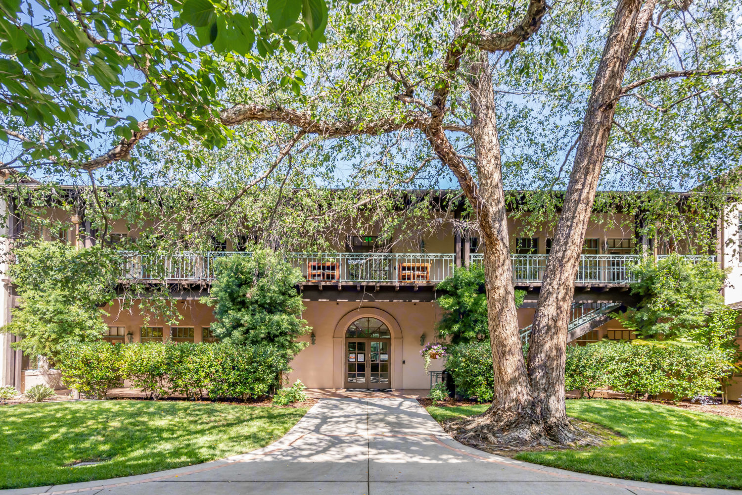 155 Linfield Drive, Menlo Park, CA Commercial Space for Rent | VTS