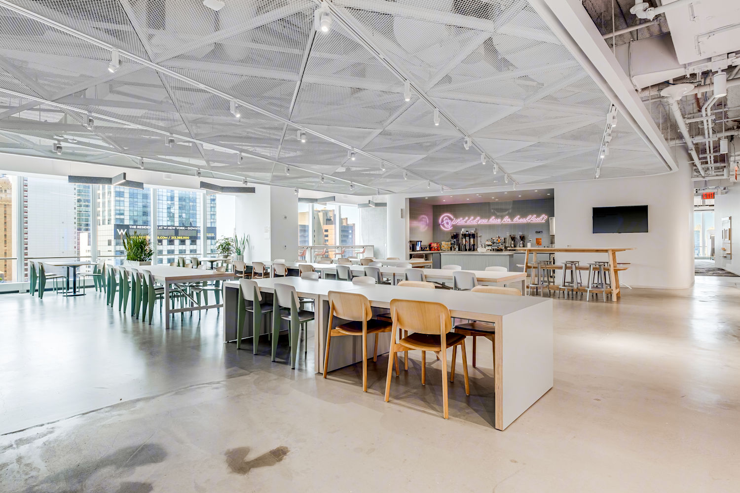 Entire 27th Floor, Suite E27 Commercial Space for Rent at