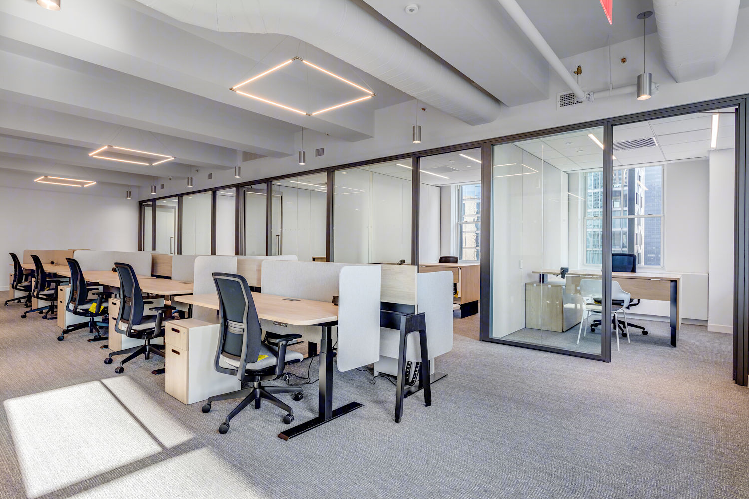 75 Rockefeller Plaza, New York, NY Commercial Space for Rent | VTS