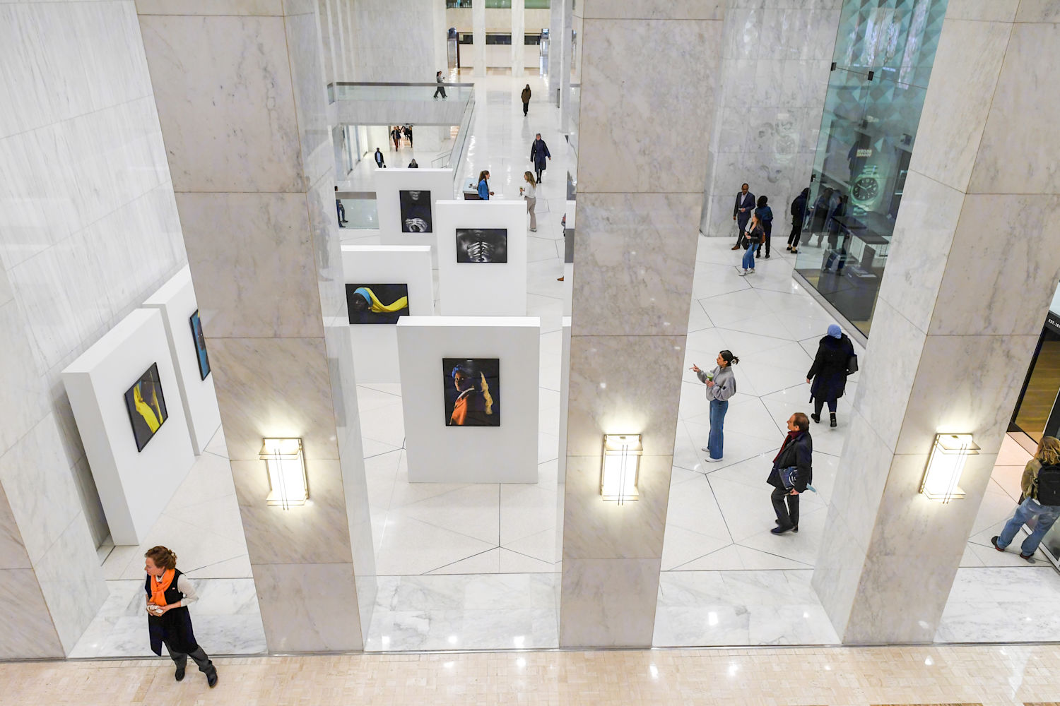First Canadian Place - 100 King Street West, Toronto, ON Commercial ...