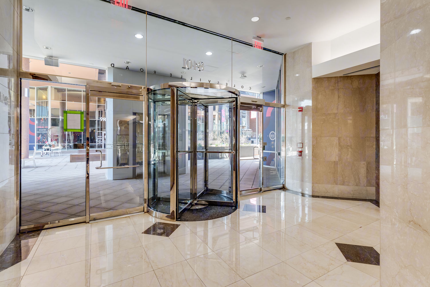 Silver Spring Metro Plaza 1 - 8401 Colesville Road, Silver Spring