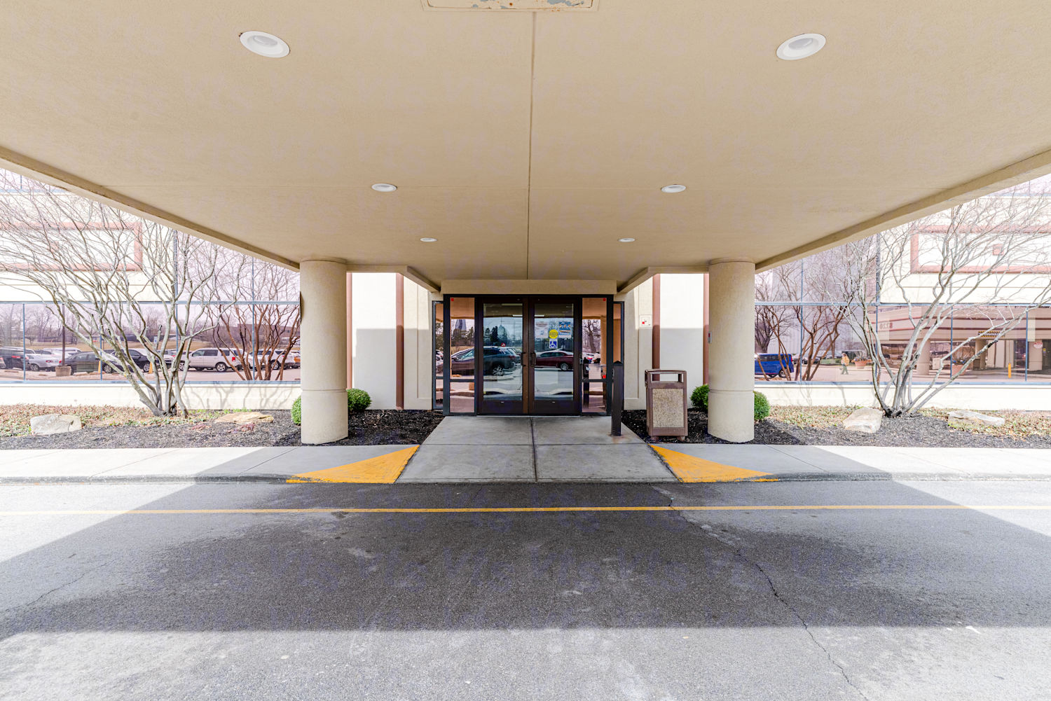Medical Building - 8240 Naab Road, Indianapolis, IN Commercial Space ...