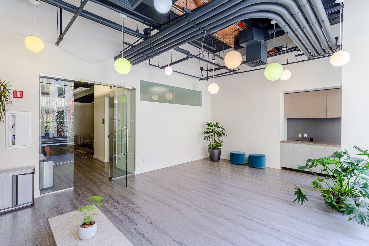 30 Rockefeller Plaza, New York, NY Commercial Space for Rent | VTS