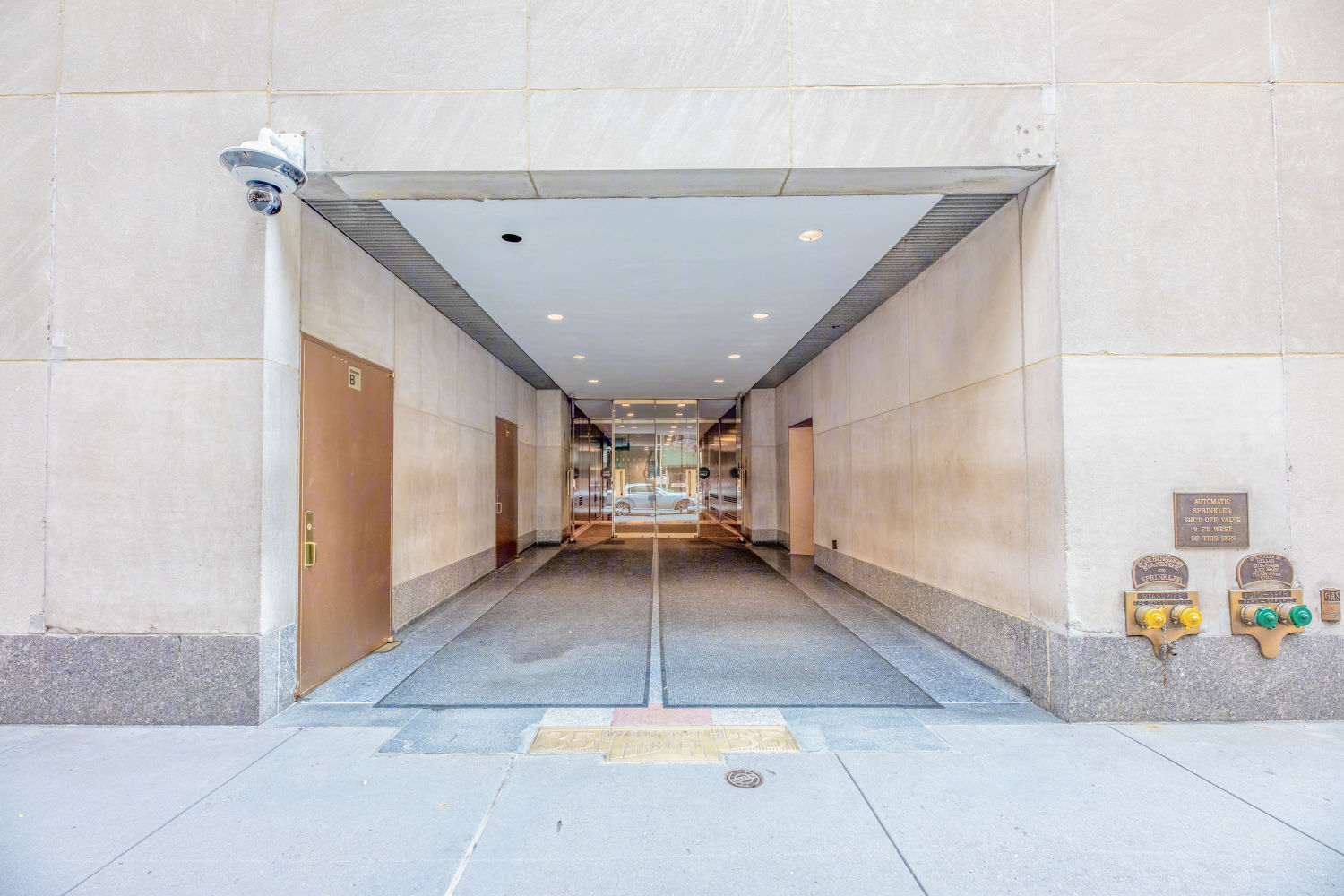 10 Rockefeller Plaza, New York, NY Commercial Space for Rent | VTS