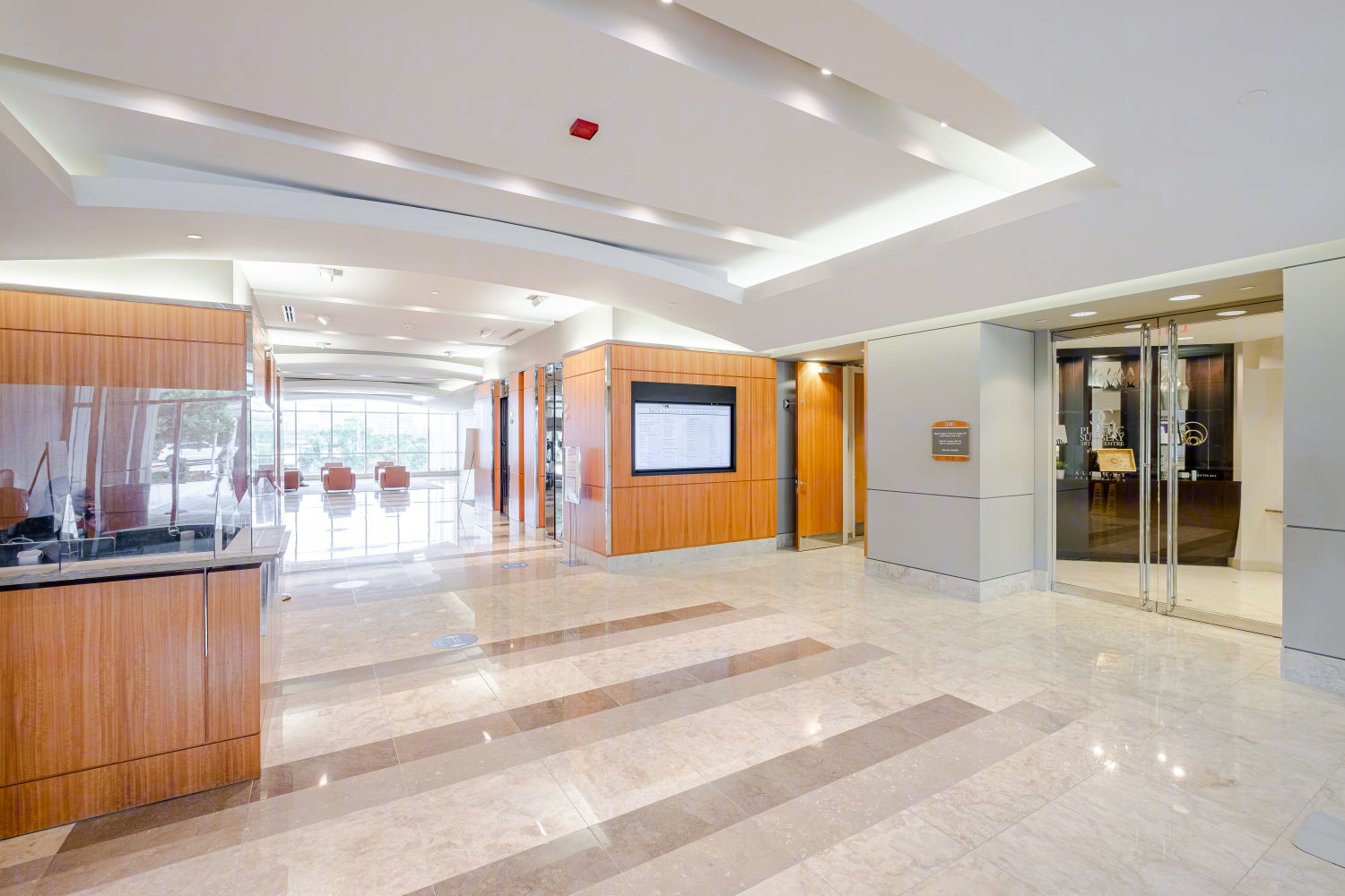 Doctors Center Four - 5673 Peachtree Dunwoody Road, Sandy Springs