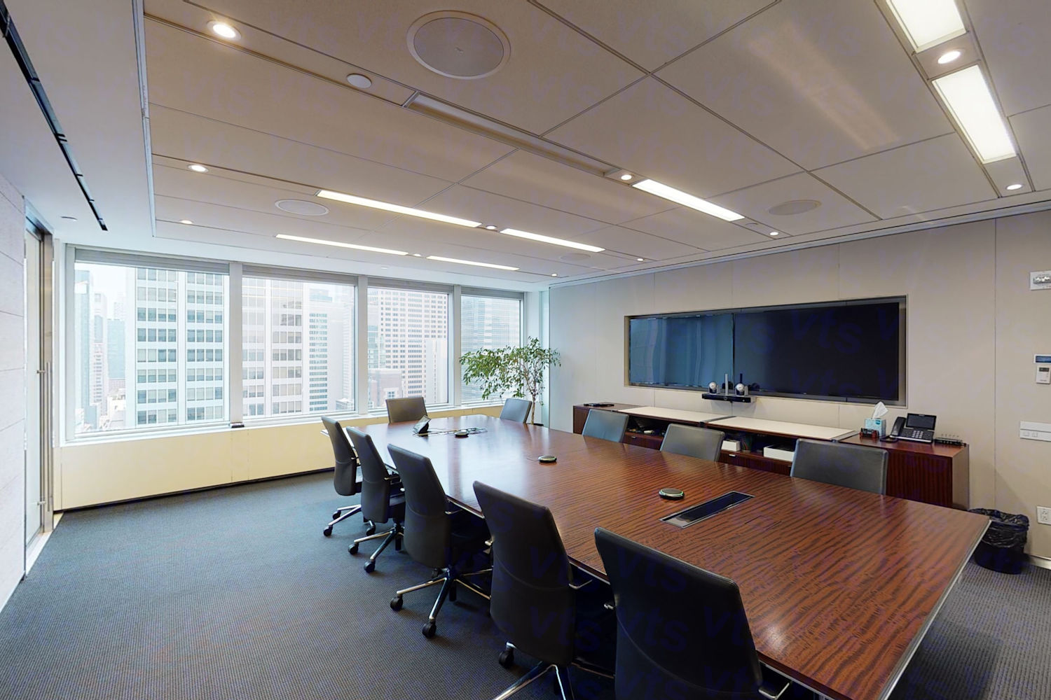 Entire 31st Floor, Suite E31 Commercial Space for Rent at 601