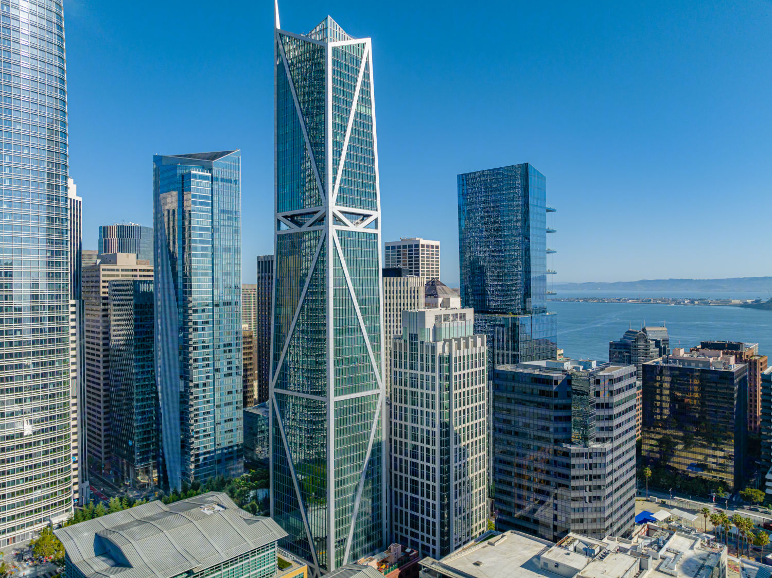 Building Photo of 300 Howard Street