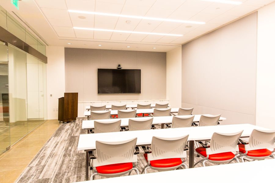 Stadium Tower - 2400 East Katella Avenue