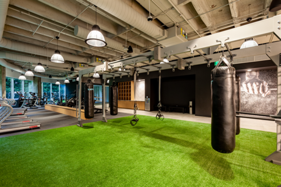 The Colonnade Addison - 15301 Dallas Parkway