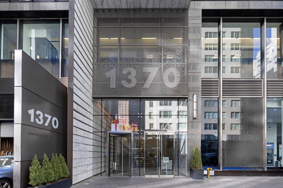1370 Avenue of the Americas