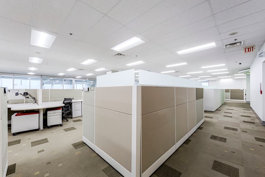 Listing image - Entire 5th Floor, Suite 100-500 - Heartland Corporate Centre - 100 Milverton Drive, 90 & 110 Matheson Boulevard West