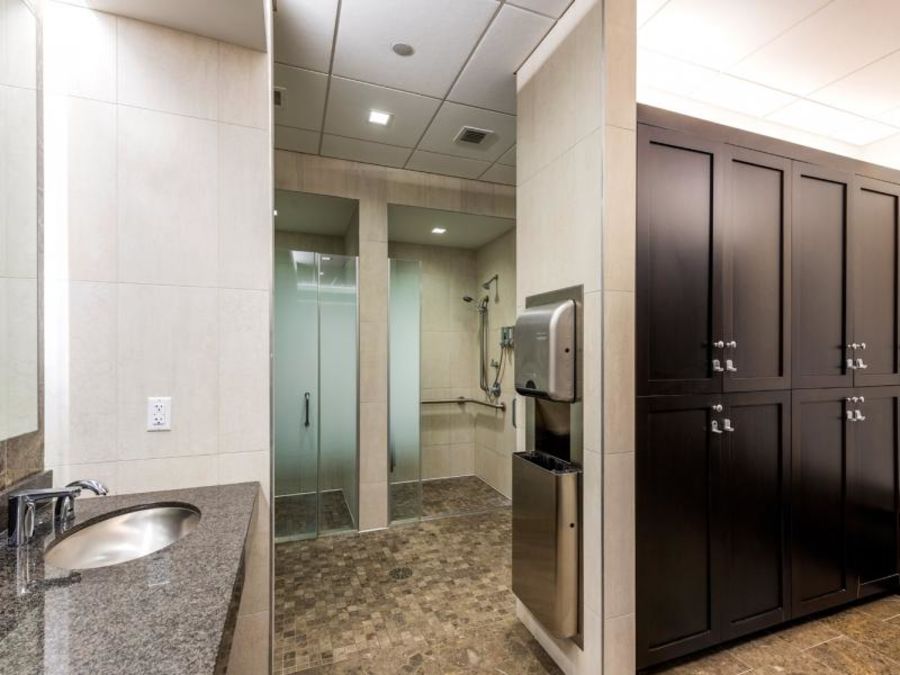 Stamford Towers - 680 Washington Boulevard