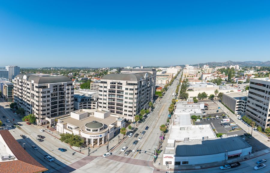 Pasadena Towers - 55 South Lake Avenue