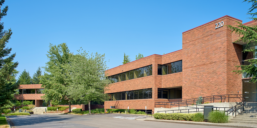 Ridgewood Corporate Center - 310 120th Avenue Northeast