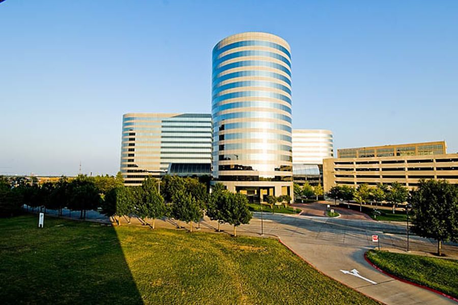 The Colonnade Addison - 15301 Dallas Parkway