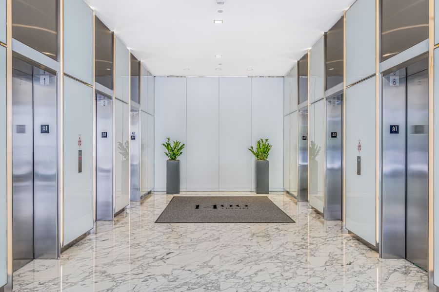 1400 Crystal Drive