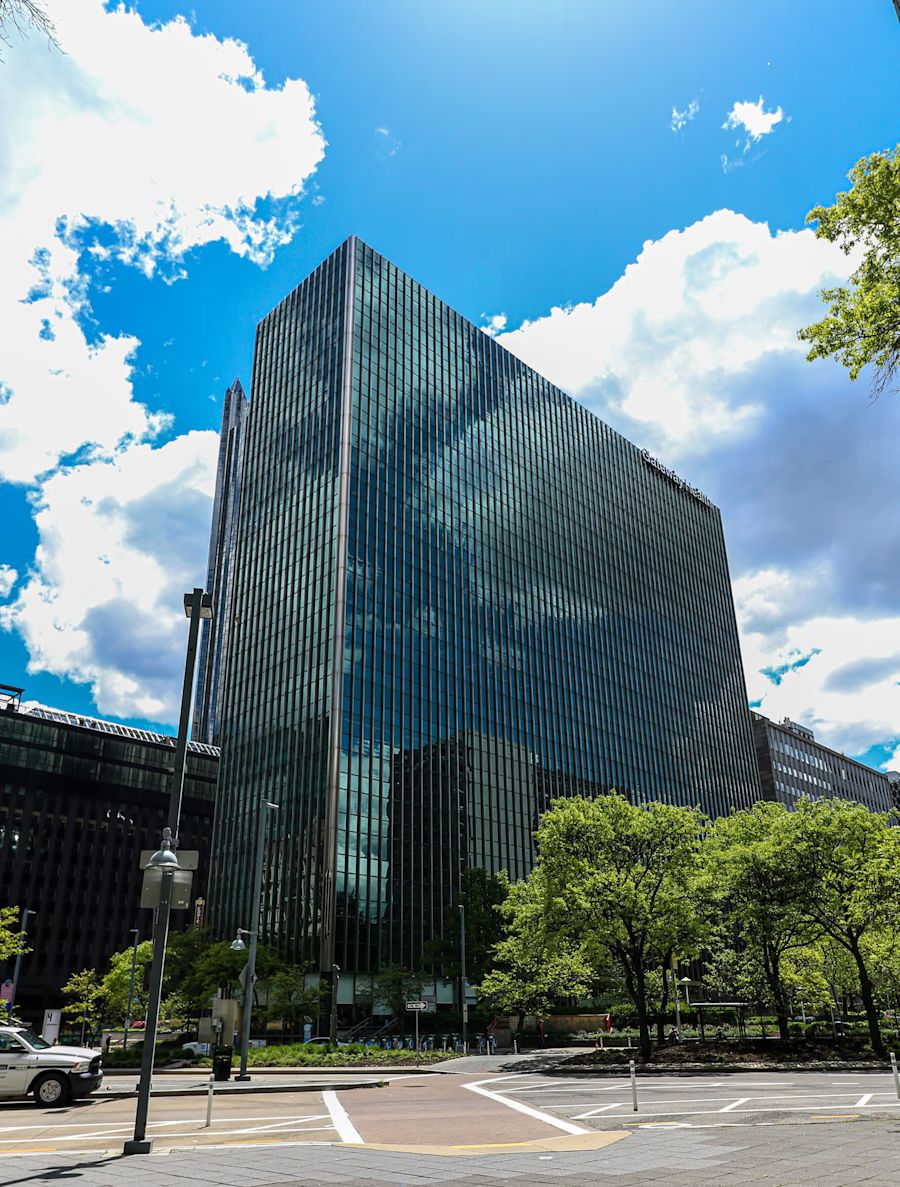 Gateway Center - 420 Fort Duquesne Boulevard