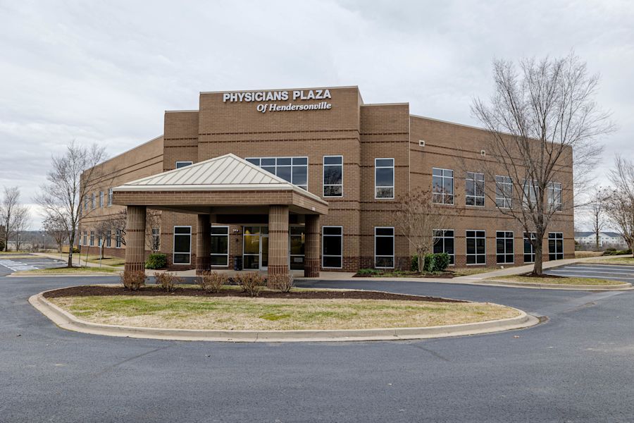 Medical Building - Physicians Plaza of Hendersonville  - 100 Springhouse Court