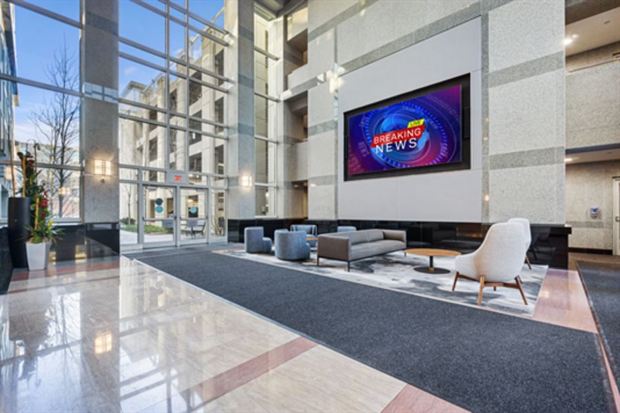 One O'hare Center - 6250 North River Road