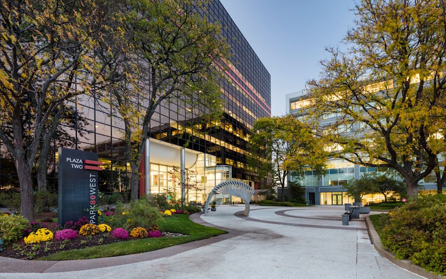 Park 80 West Plaza - 250 Pehle Avenue