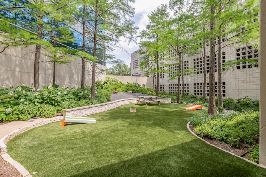 Tollway Plaza I - 16000 North Dallas Parkway