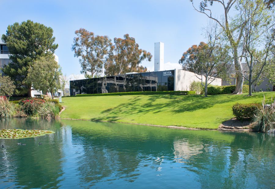 Koll Center Newport - 4400 MacArthur Boulevard