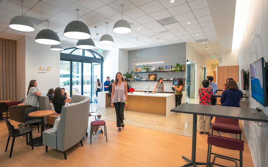 Pasadena Towers - 55 South Lake Avenue