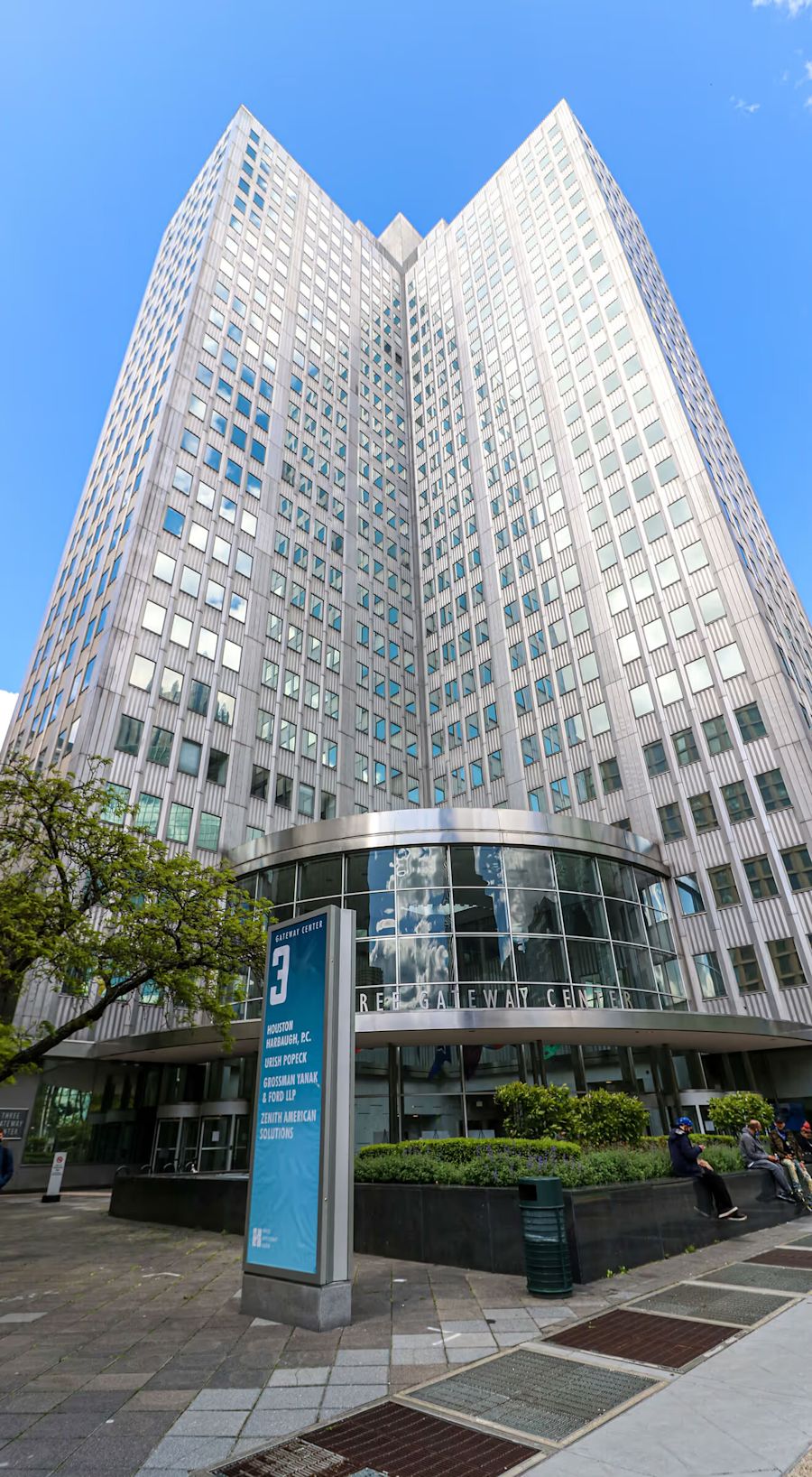 Gateway Center - 420 Fort Duquesne Boulevard