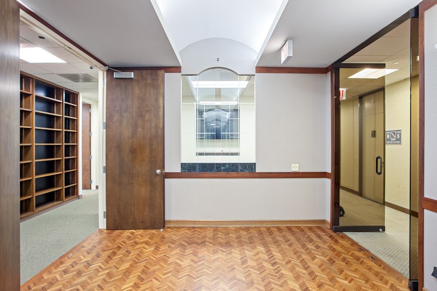 Reception - Partial 6th Floor, Suite 600 - 33 North Dearborn Street