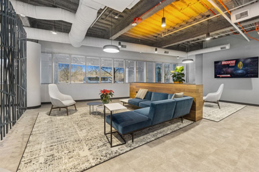 One O'hare Center - 6250 North River Road