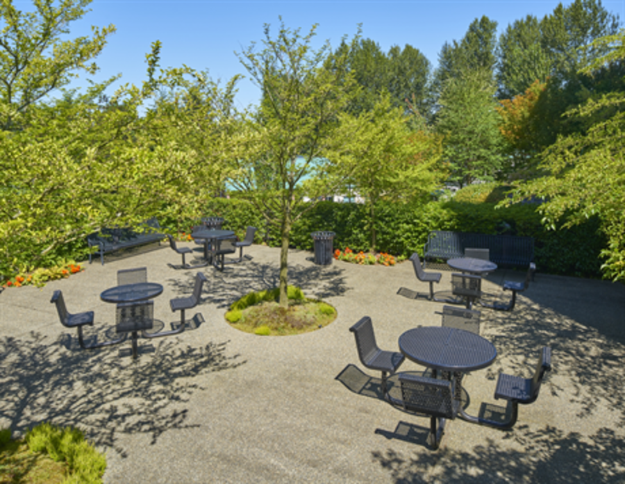 Sunset Corporate Campus - 13810 Southeast Eastgate Way