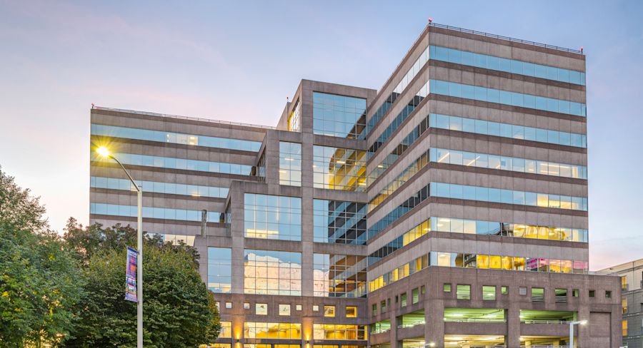 Stamford Towers - 680 Washington Boulevard