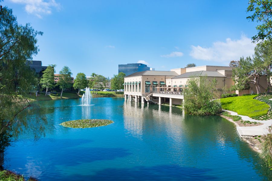 Koll Center Newport - 4400 MacArthur Boulevard