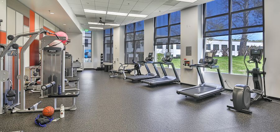 Corporate Pointe at West Hills - 8407 Fallbrook Avenue C